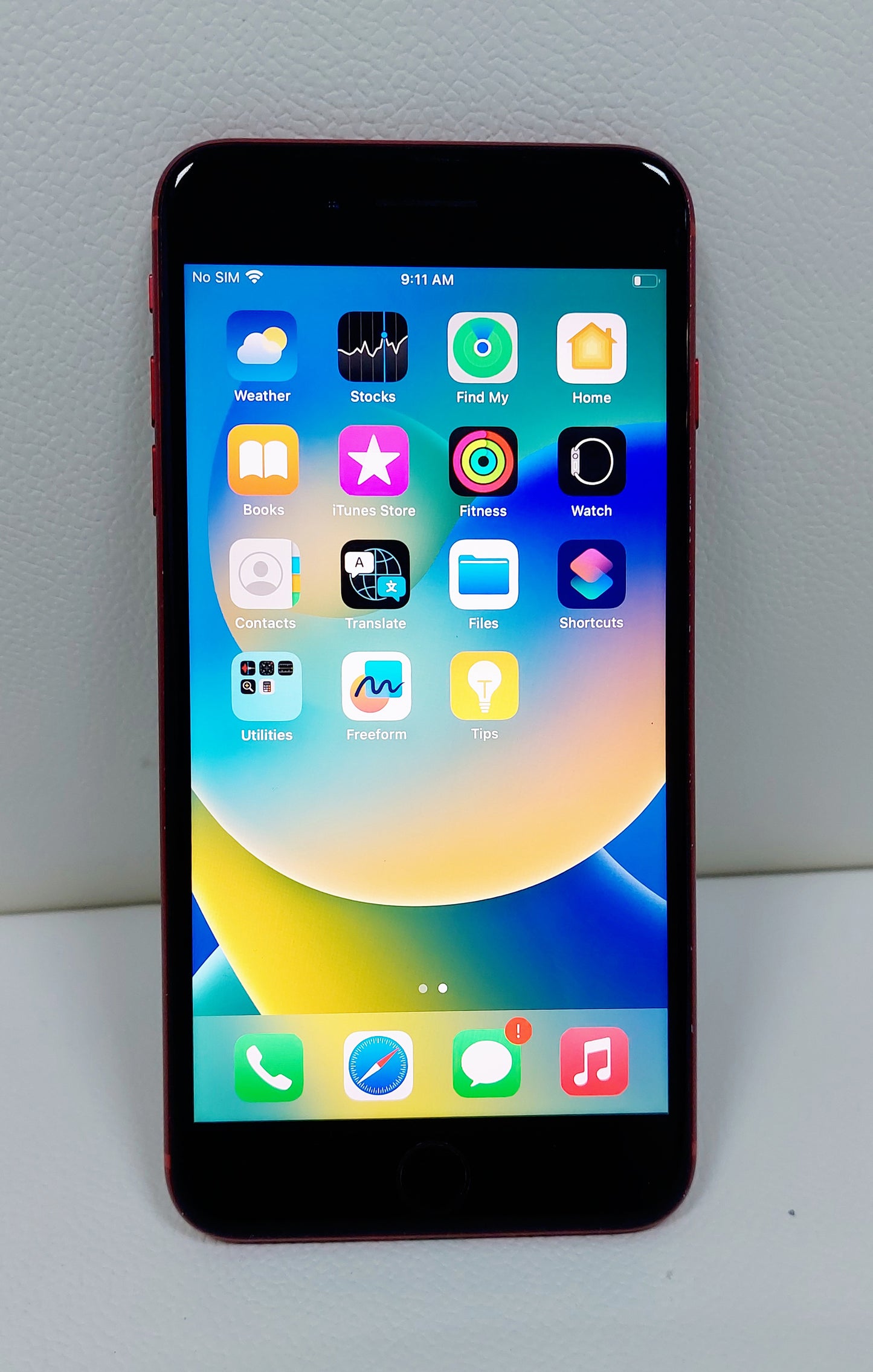 Apple iPhone 8 Plus with FaceTime - 64GB, 4G LTE, Red