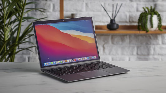 Apple MacBook Air M1 (2020): The Laptop That Redefined Performance and Efficiency