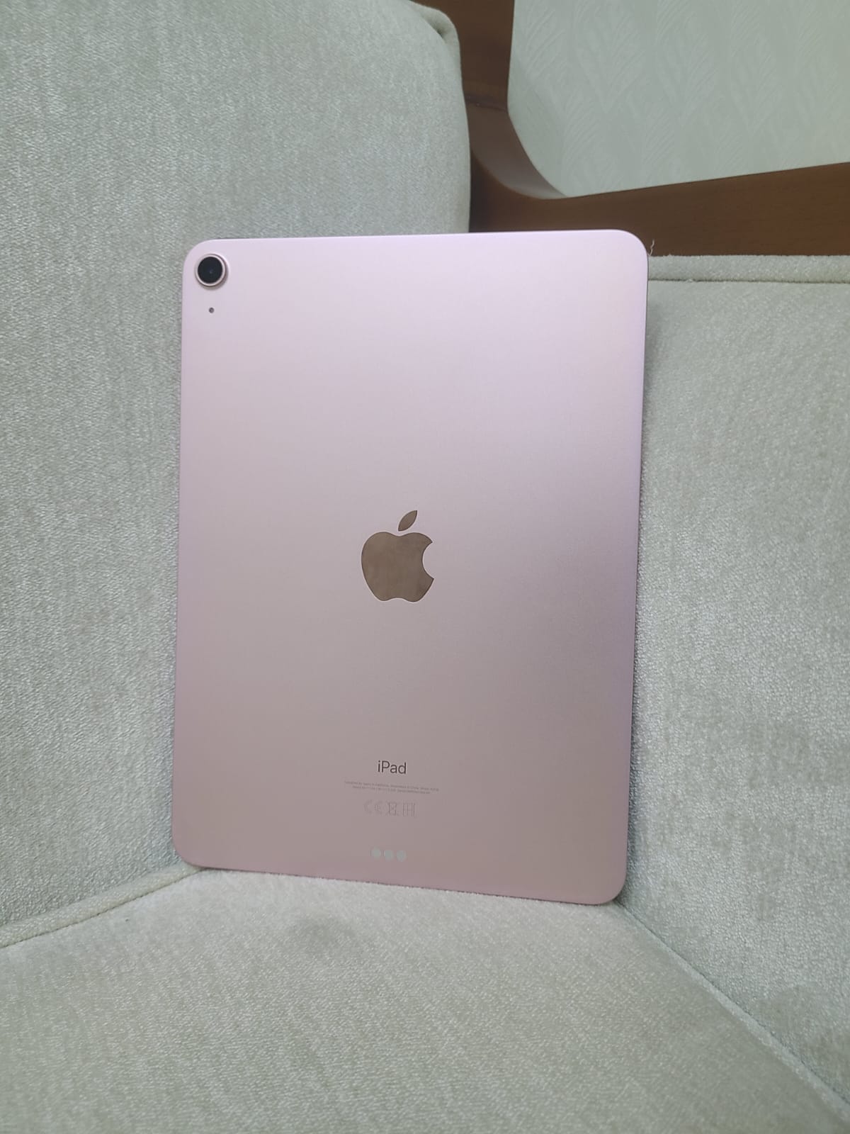 Apple iPad Air (4th Gen), 64GB - 10.9" Screen - Wi-Fi, Pink - 95638