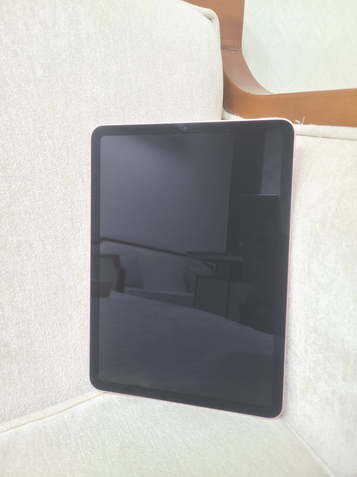 Apple iPad Air (4th Gen), 64GB - 10.9" Screen - Wi-Fi, Pink - 95638